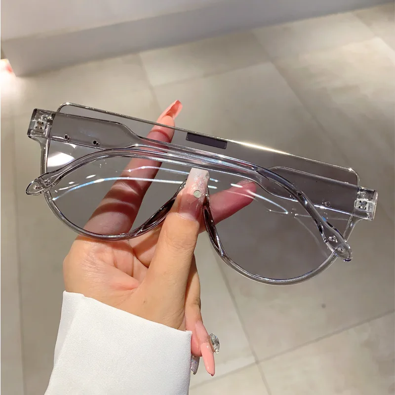 Luxury Brand Designer Half Frame Oversized Sunglasses Women for Men Vintage Fashion Sun Glasses Trendy Punk One Piece Shades