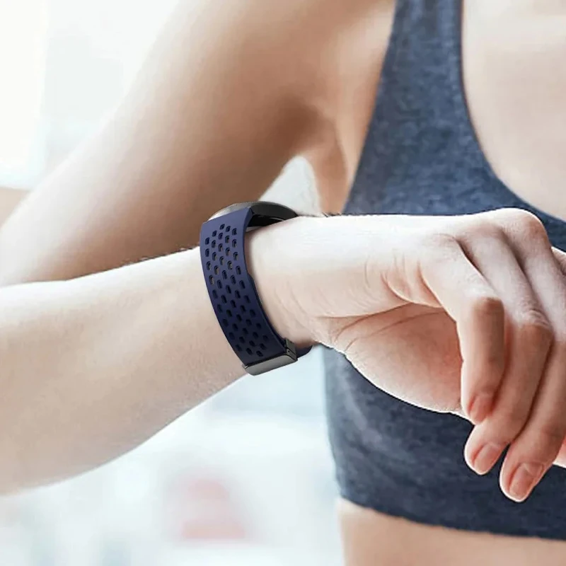 20mm 22mm Hole Silicone Magnetic strap for Samsung Galaxy Watch 6 4 classic bracelet for Samsung Watch 5pro Active2 Gear S3 Band 20mm 22mm Hole Silicone Magnetic strap for Samsung Galaxy Watch 6 4 classic bracelet for Samsung Watch 5pro Active2 Gear S3 Band